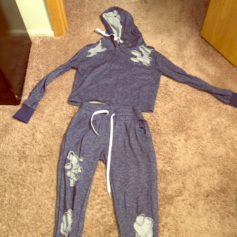 Jogging suit